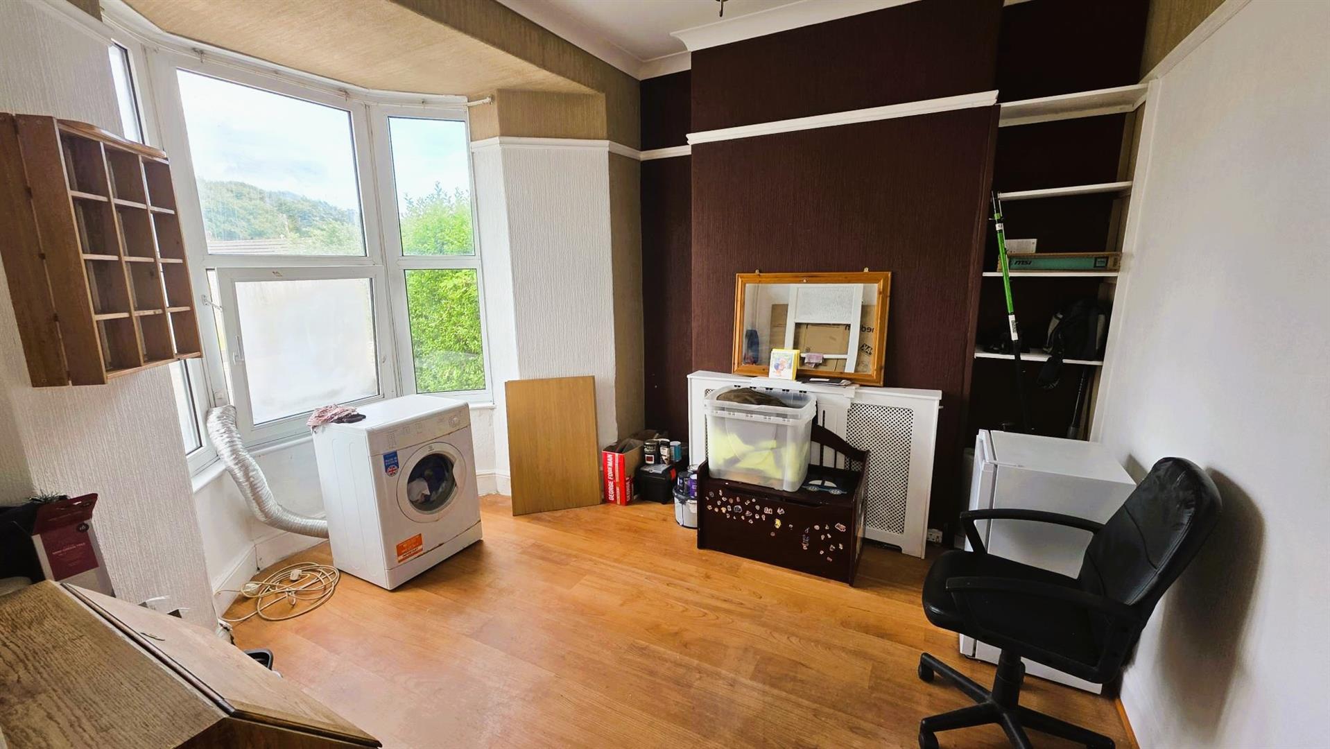 Five Roads, Llanelli, SA15 5YR